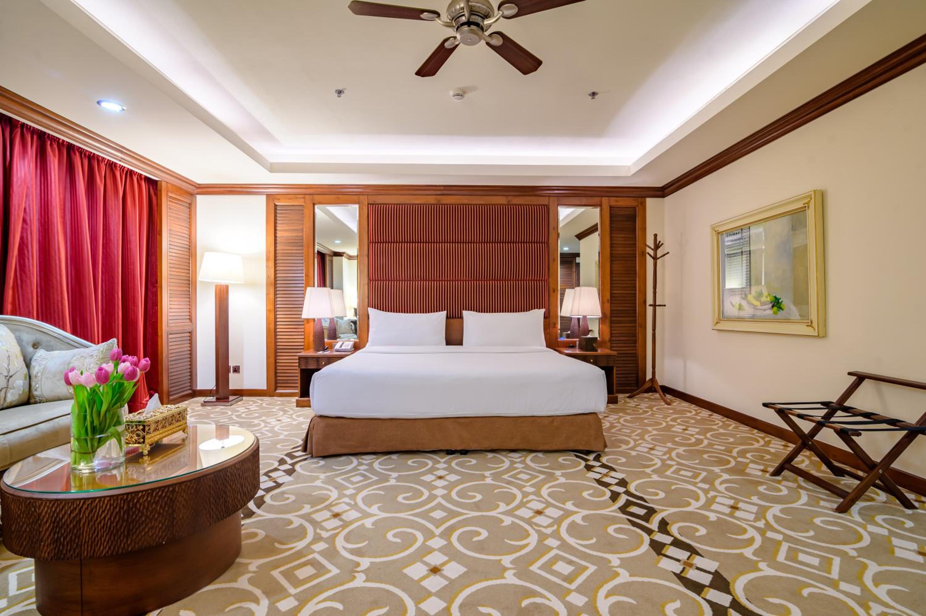 1 Bedroom, Presidential, Suite, Sea View, Living Area, Balcony or Terrace، Danat Jebel Dhanna Resort 3/6