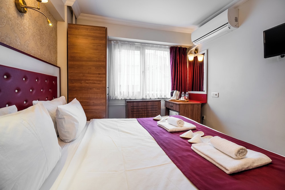 Cihangir Palace Hotel 29/69