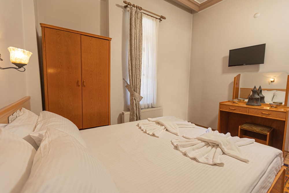 AKUZUN HOTEL 7/65