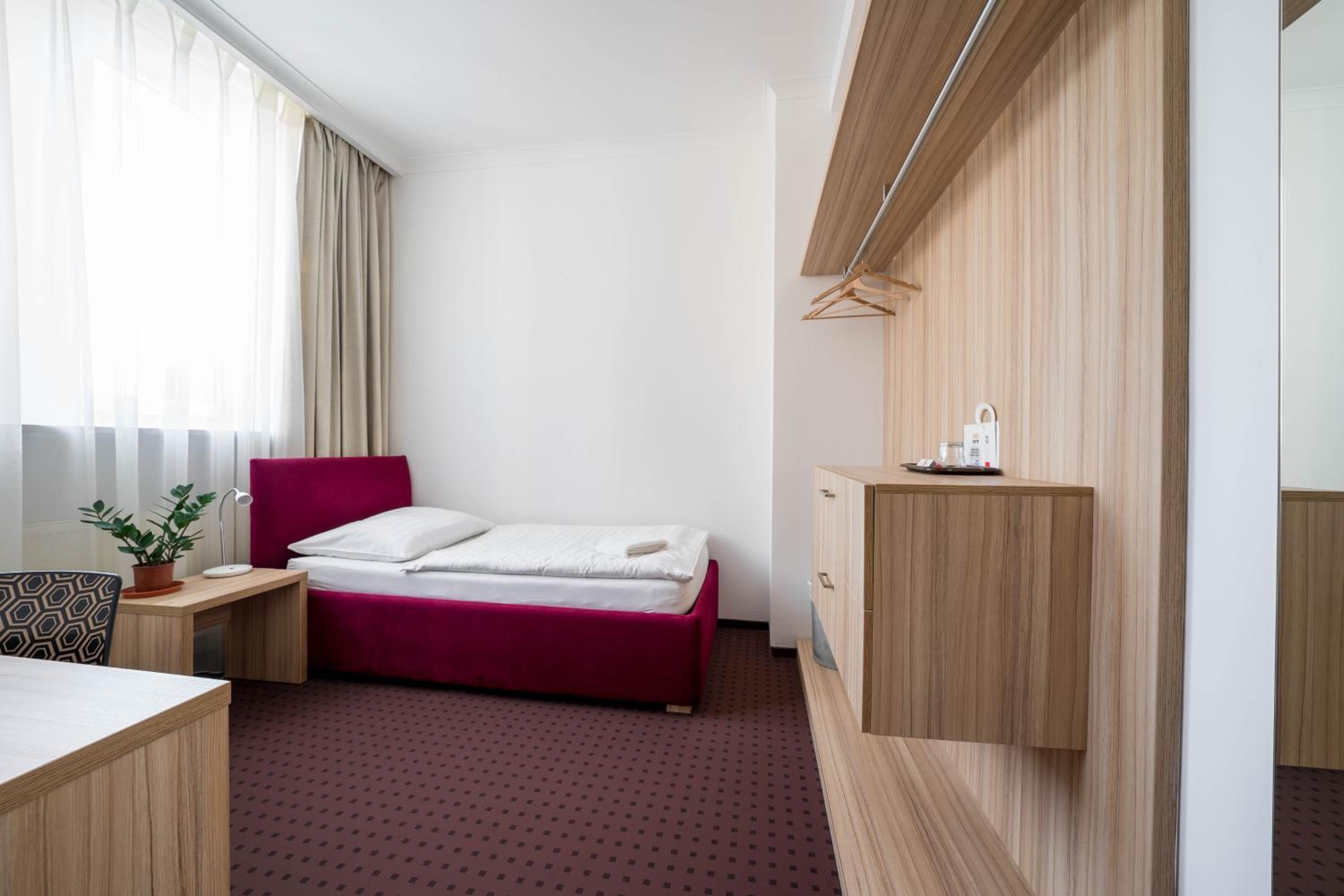 Akord Hotel 35/71