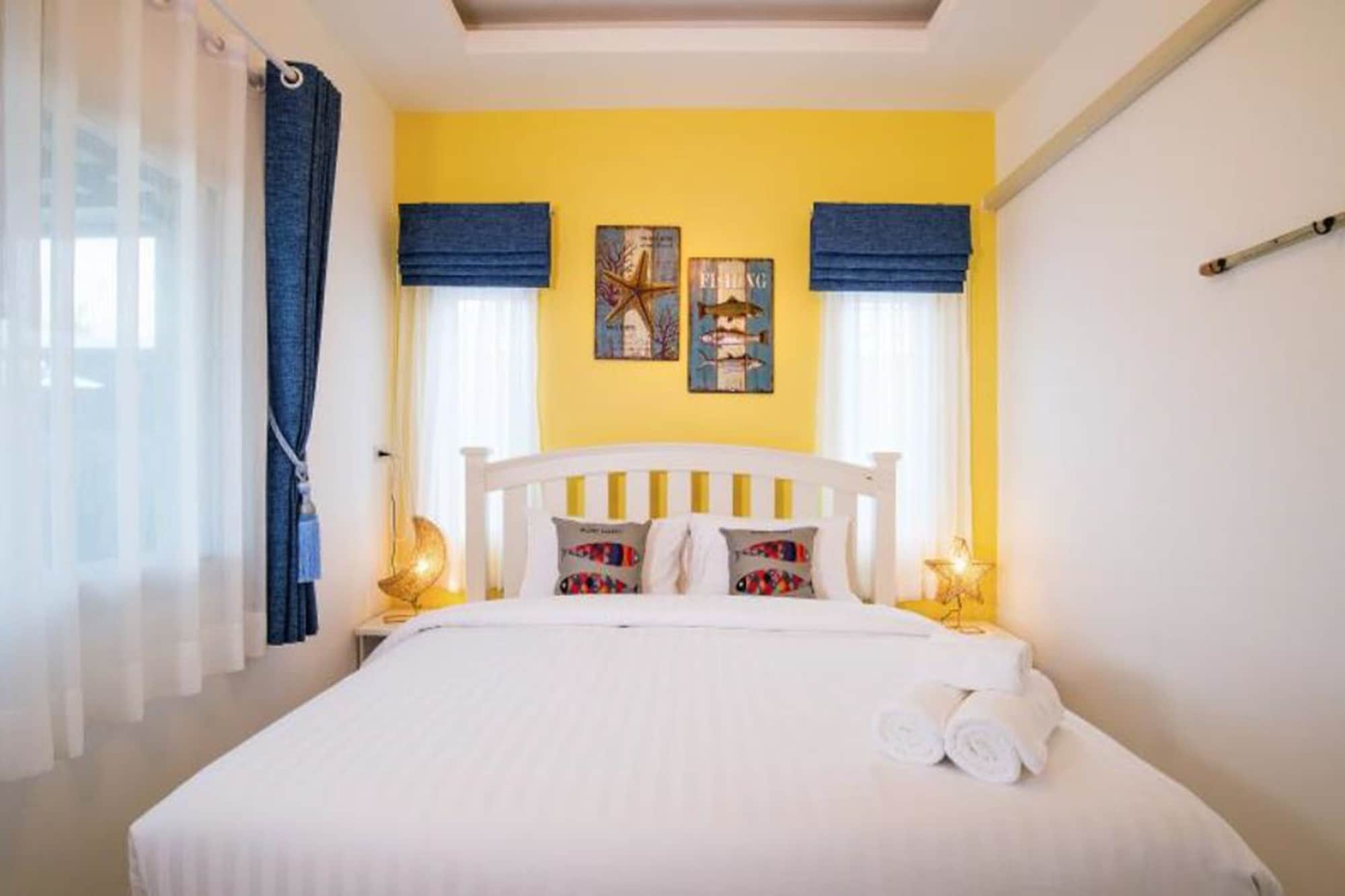 3 BEDROOMS, VILLA