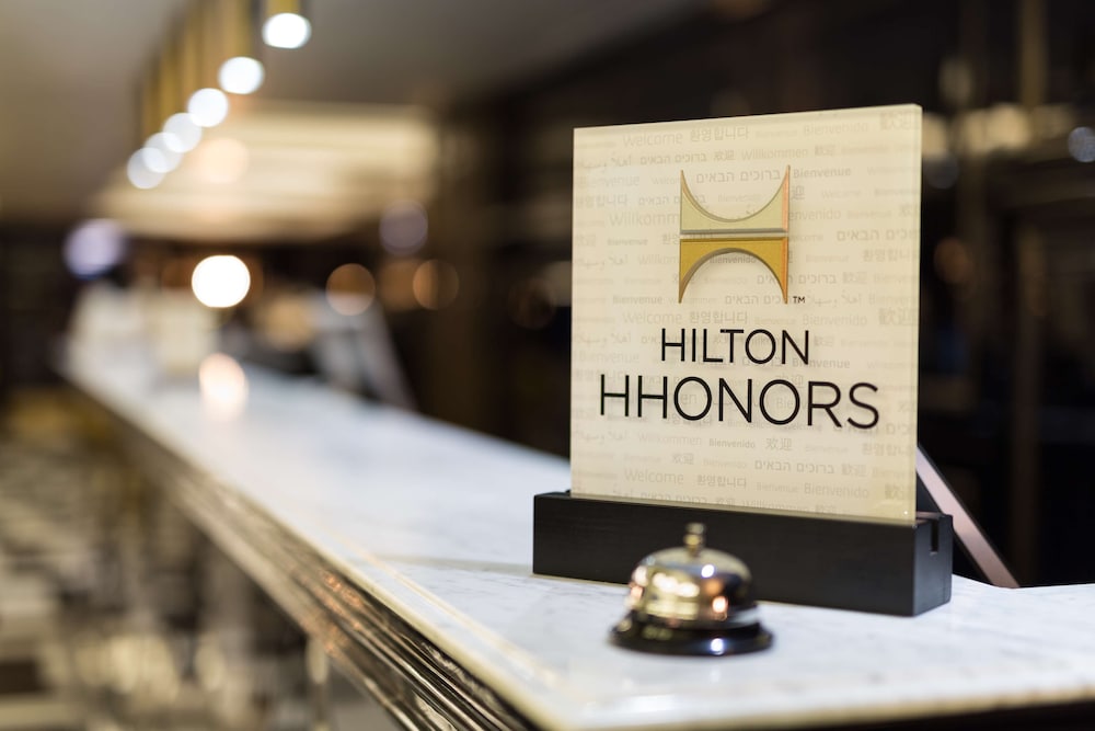 DoubleTree by Hilton Izmir Airport photo2