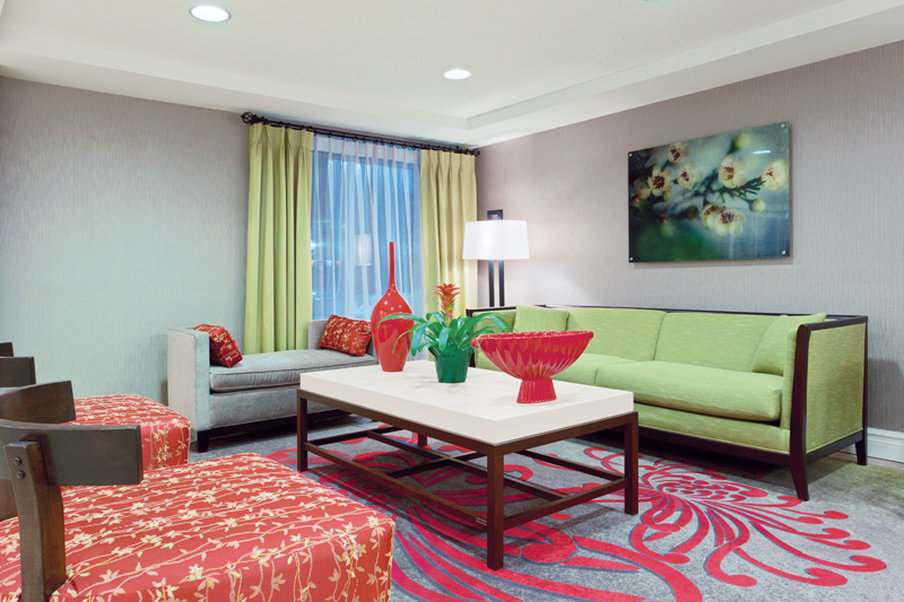 Holiday Inn Express Neptune 53/80