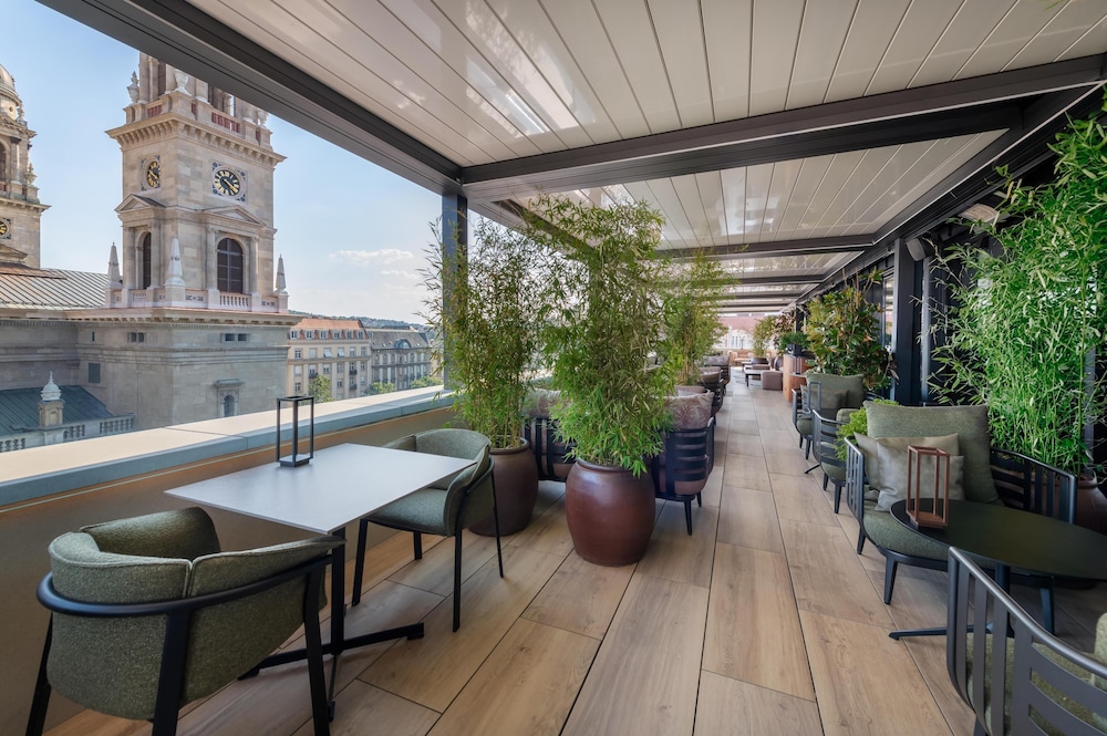 Radisson Collection Hotel, Basilica Budapest 18/44
