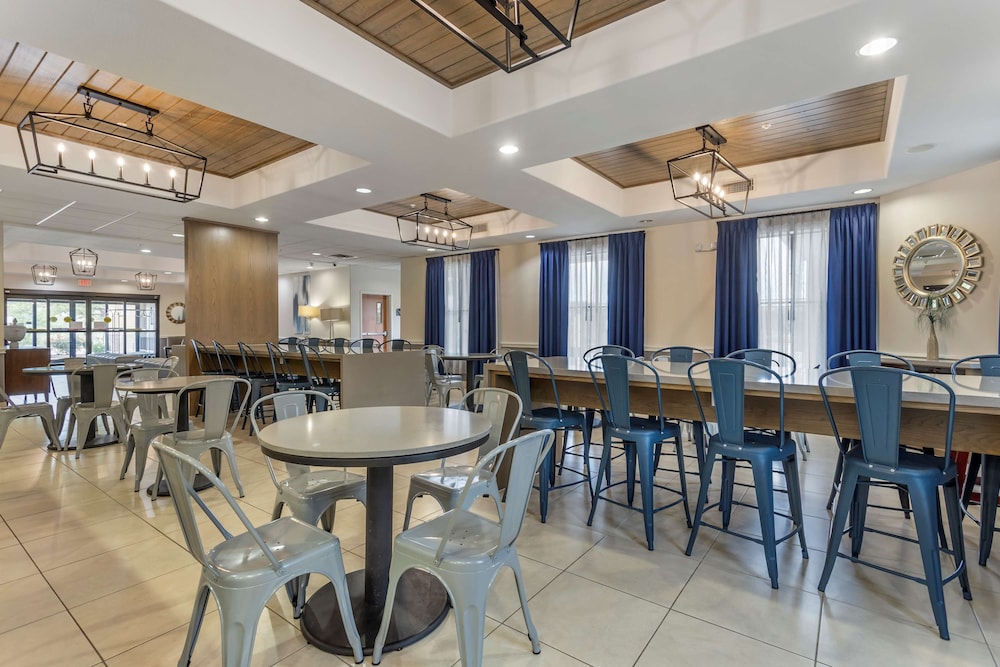 Best Western Sugarland Inn 26/35