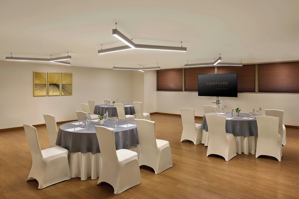 Courtyard Navi Mumbai 40/50