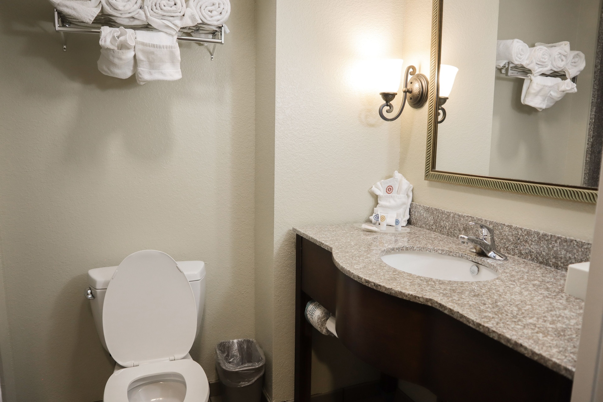 جناح بسرير كينج مع أريكة، Comfort Suites Ocala - North 7/10
