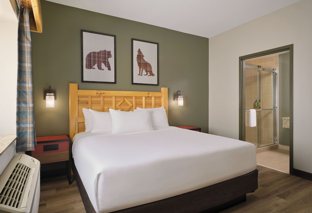 Great Wolf Lodge - Anaheim Ca 21/66