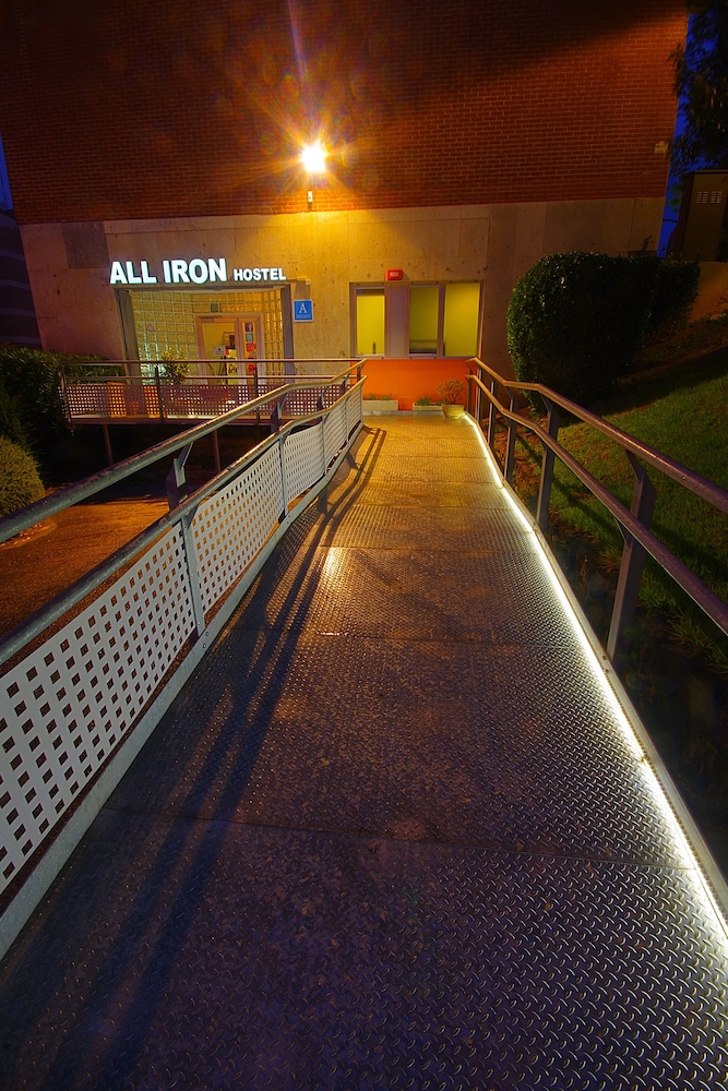 All Iron Hostel 44/50