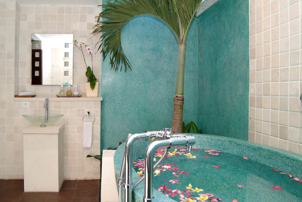 Villa Casis by Nagisa Bali 25/68