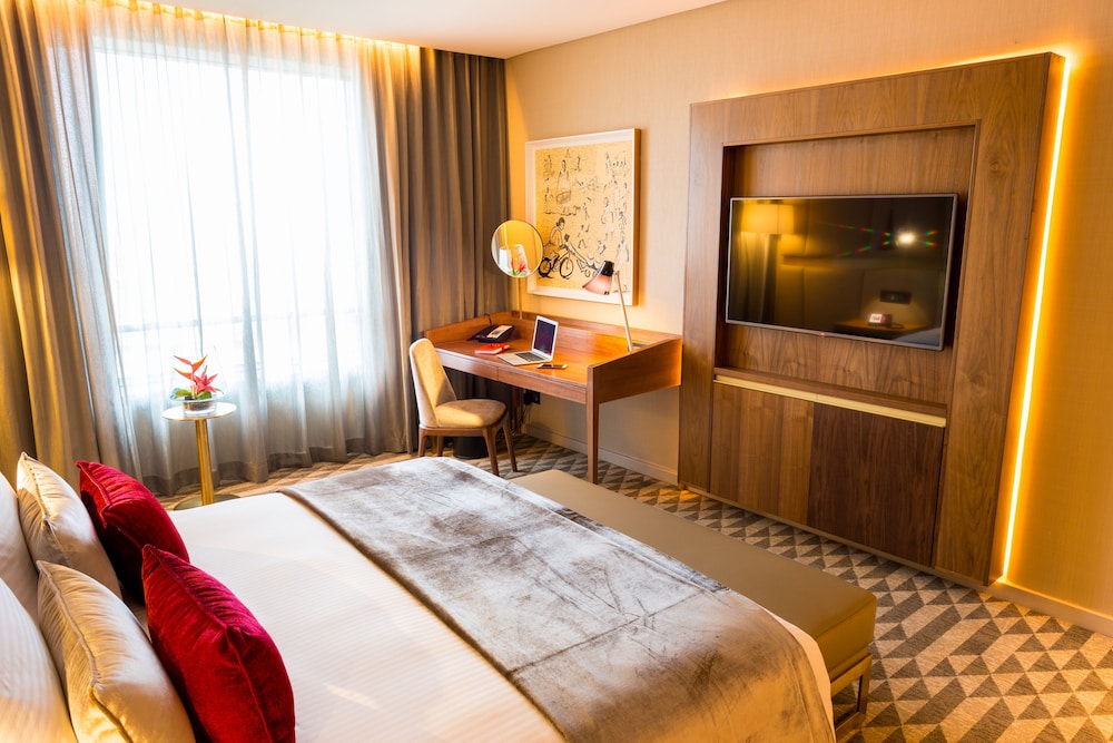 Hotel 2 Fevrier Lome 26/73