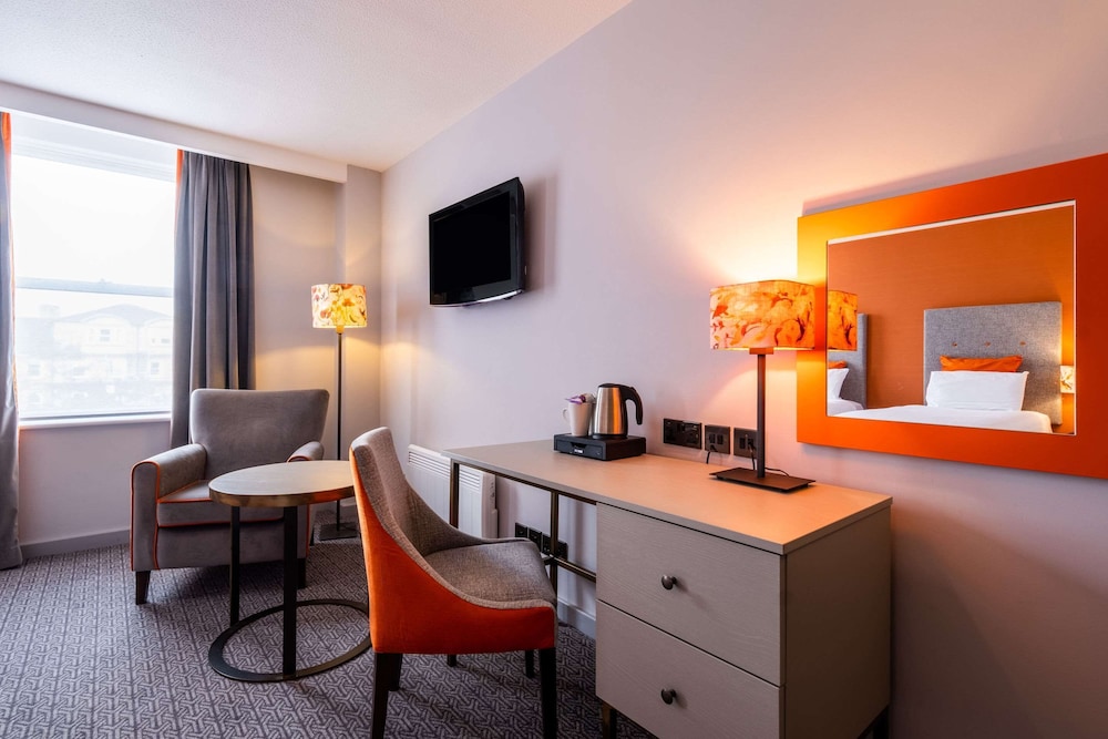 Cedar Court Hotel Harrogate 41/59
