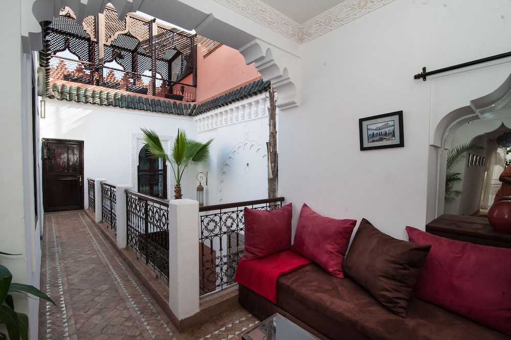 Riad Anya 29/50