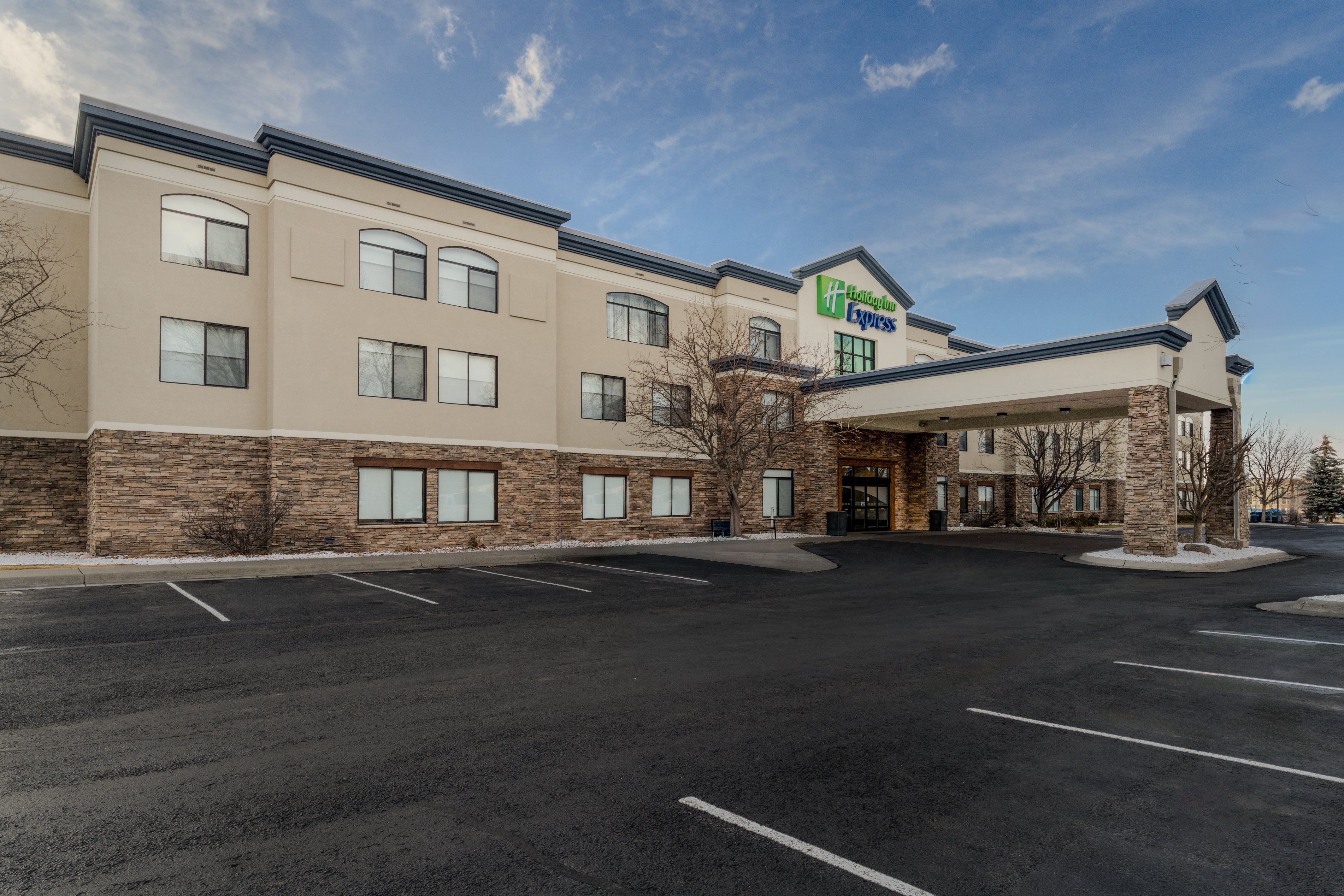 HOLIDAY INN EXPRESS HOTEL AND SUITES BOZEMAN WEST 73/75