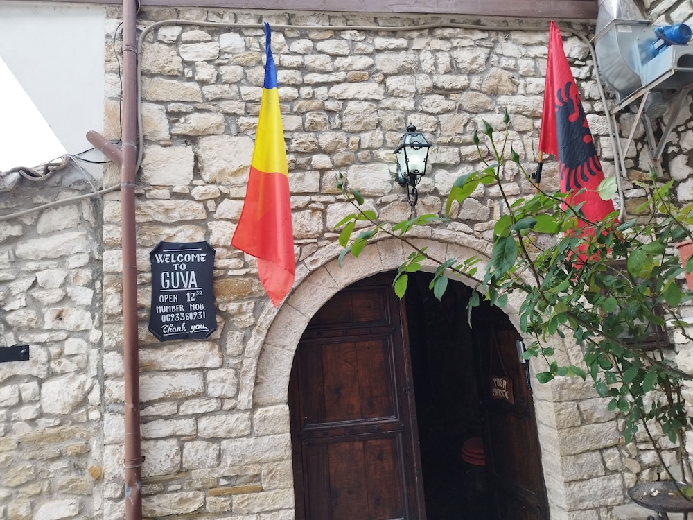 Hotel Guva Mangalem 48/61