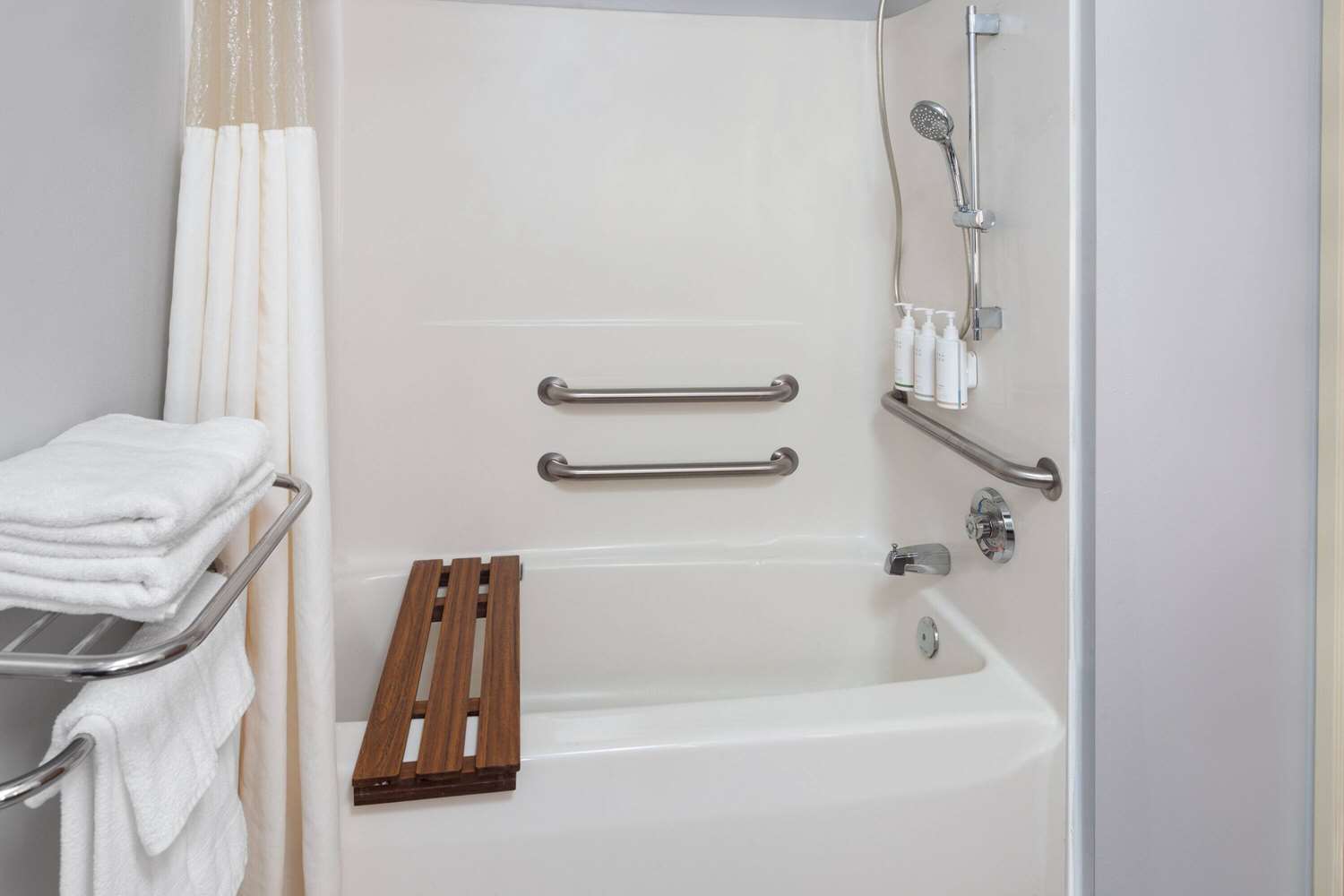 Microtel Inn & Suites by Wyndham Janesville 31/32