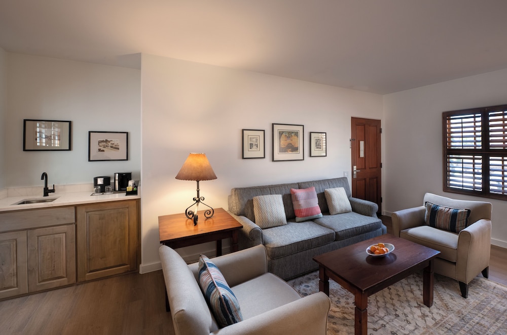 Old Santa Fe Inn 43/64