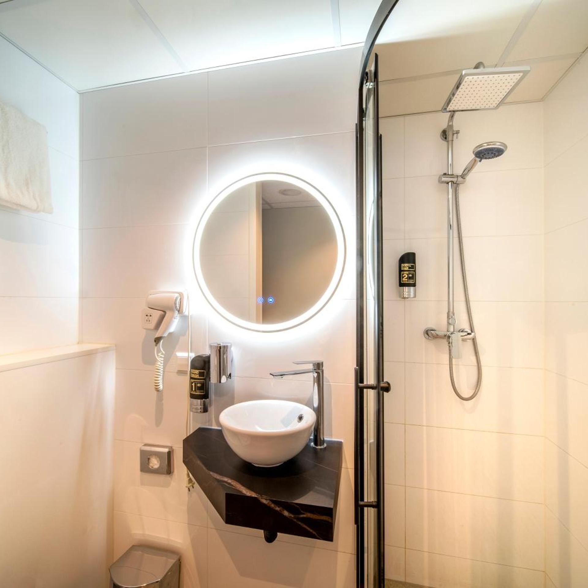 غرفة قياسية ثلاثية، Hotel Fogo Amsterdam 6/6