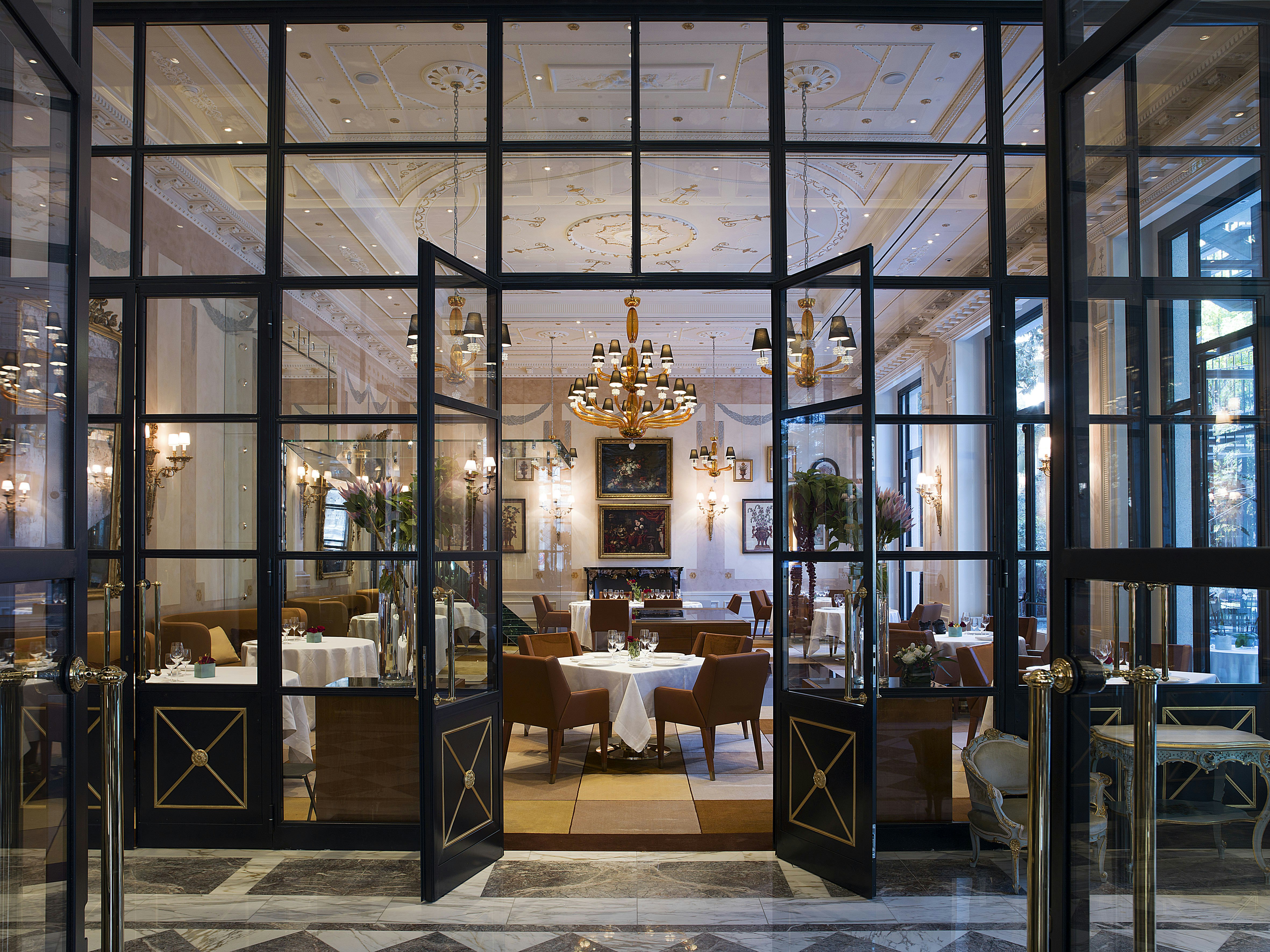 Palazzo Parigi Hotel & Grand Spa 51/59
