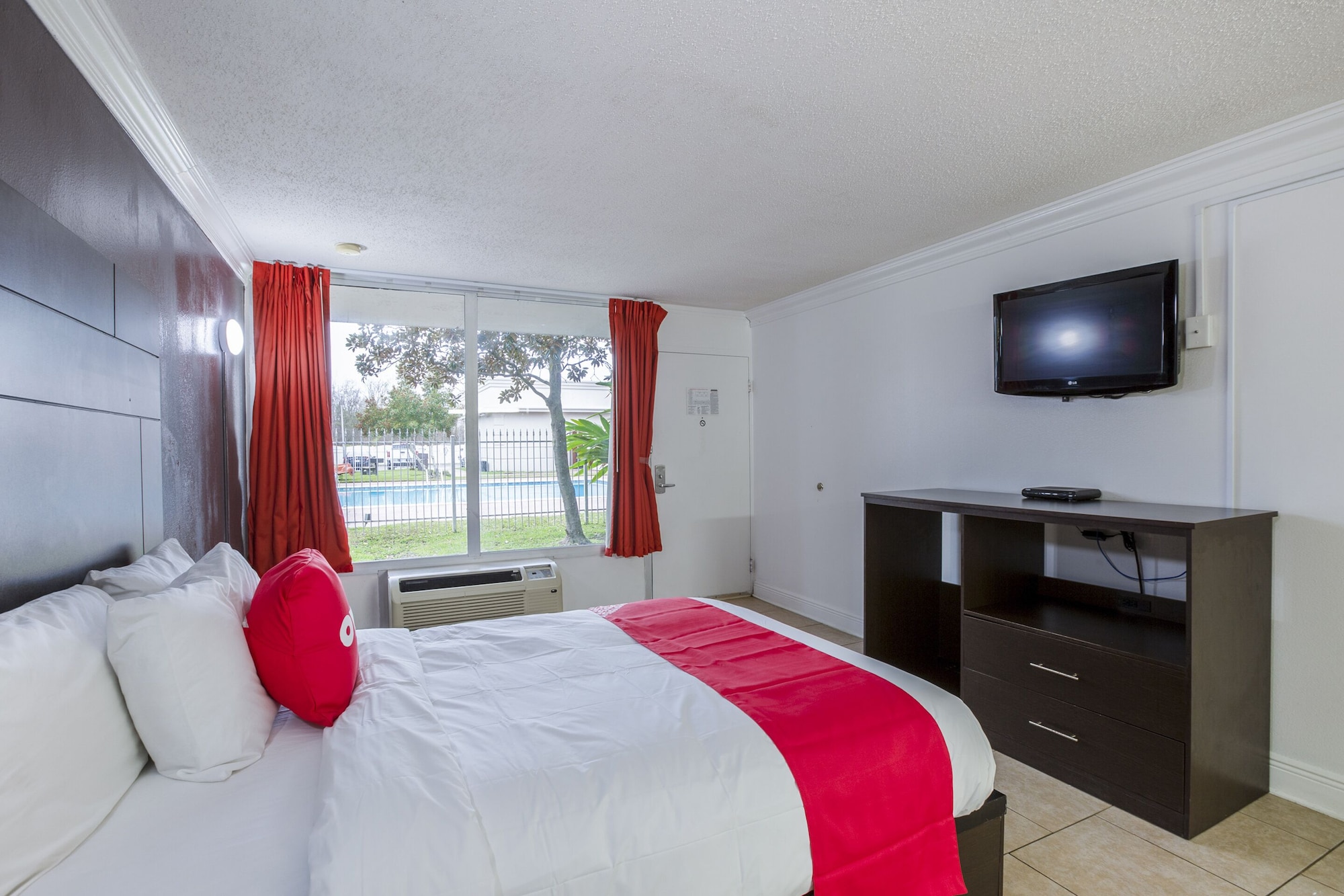 ROOM, DOUBLE BED, ACCESSIBLE