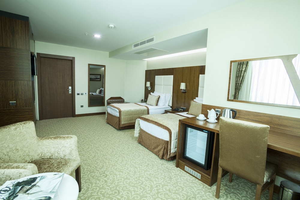 Vivaldi CE Gold Hotel 62/67