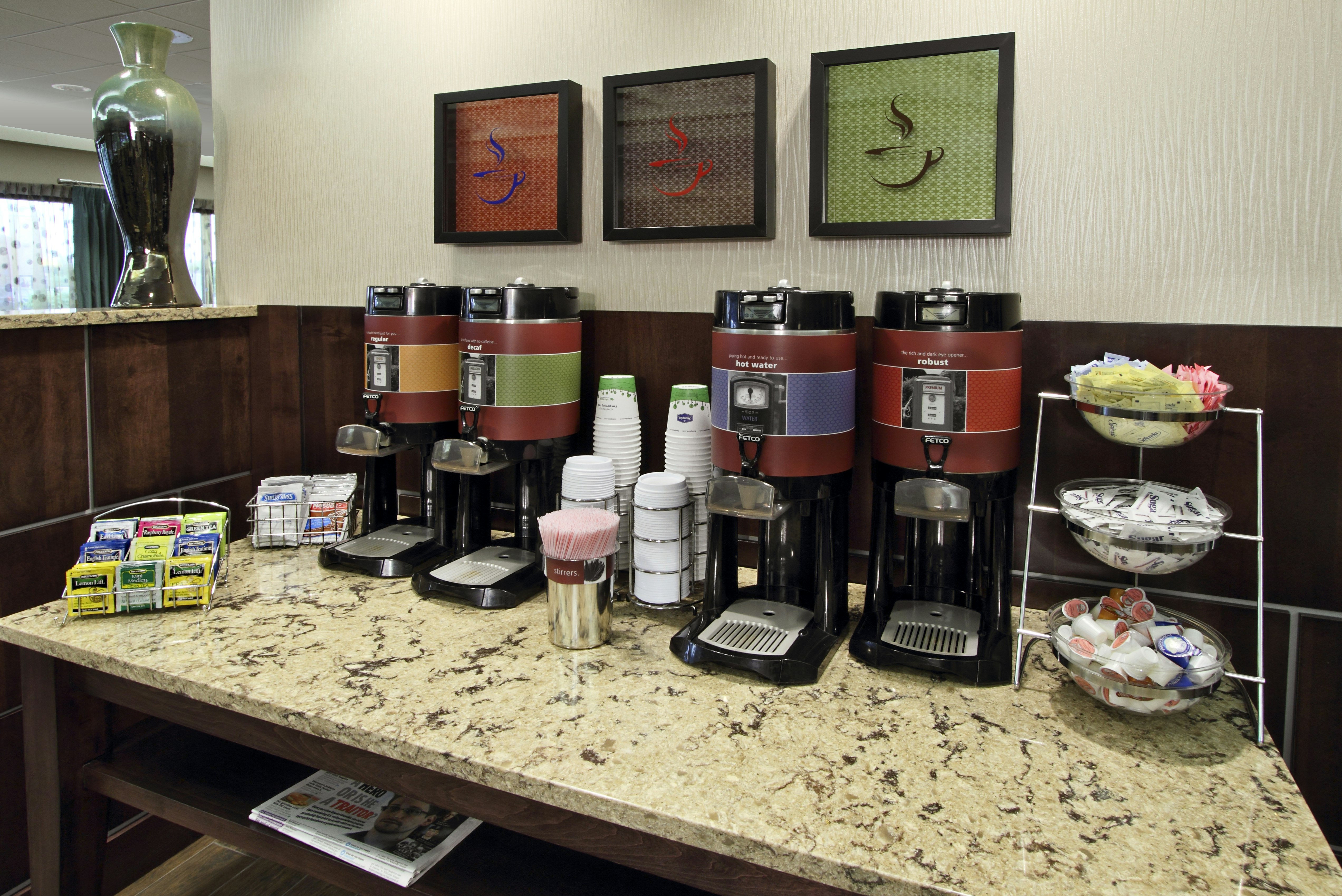 Hampton Inn Hagerstown 74/80