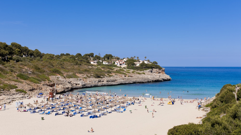 Insotel Cala Mandia Resort Spa 64/71