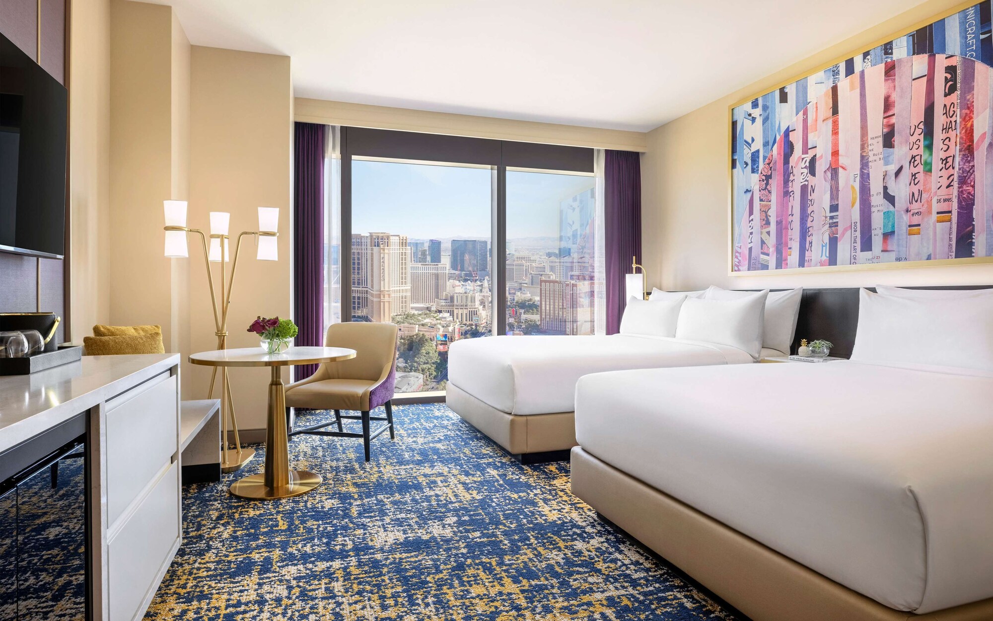 DELUXE, 2 QUEEN BEDS, PANORAMIC VIEW