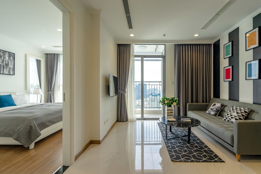Hoasun Boutique Apartment - Vinhomes Central Park 13/50