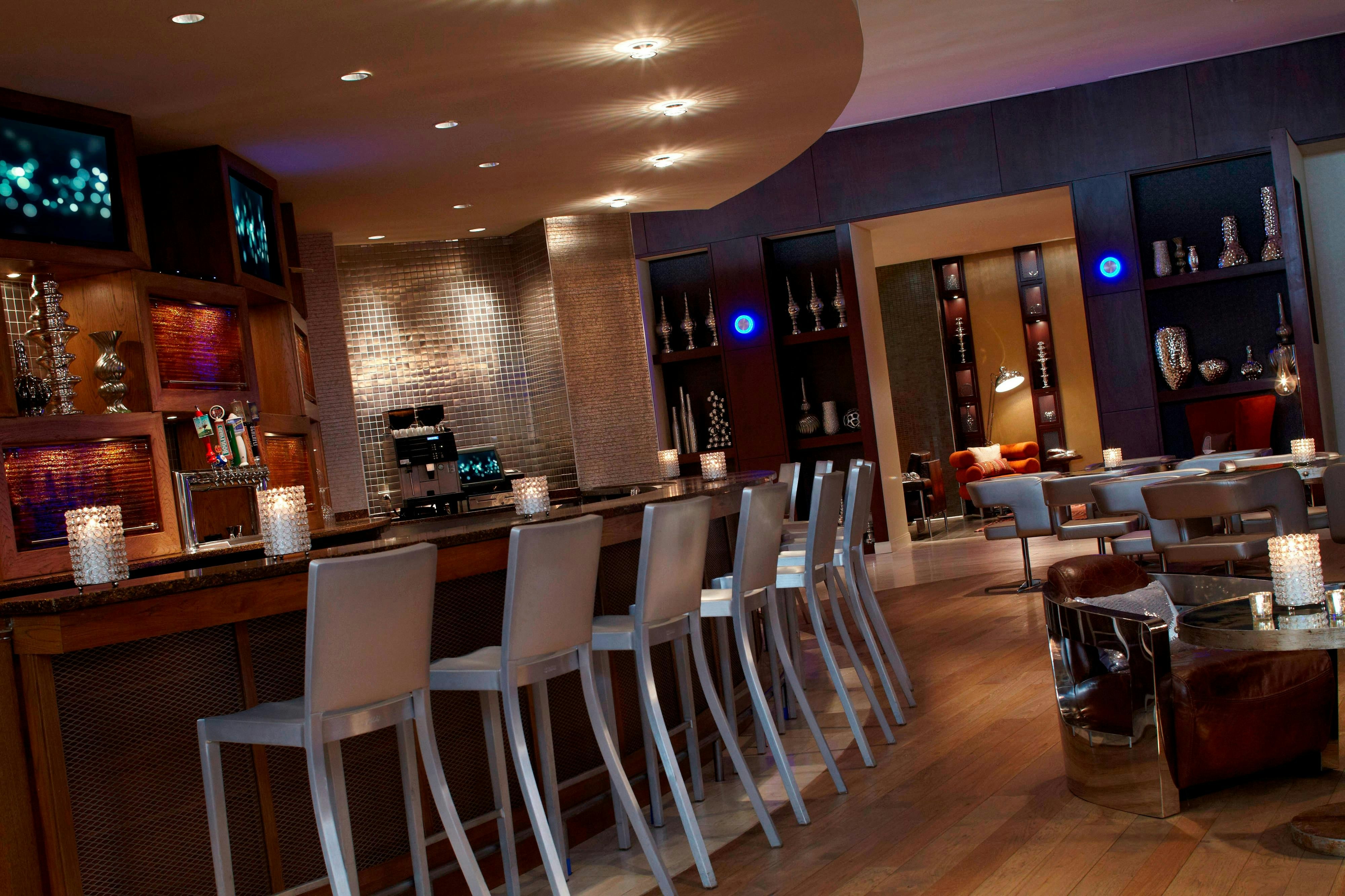 Renaissance St. Louis Airport Hotel 12/18