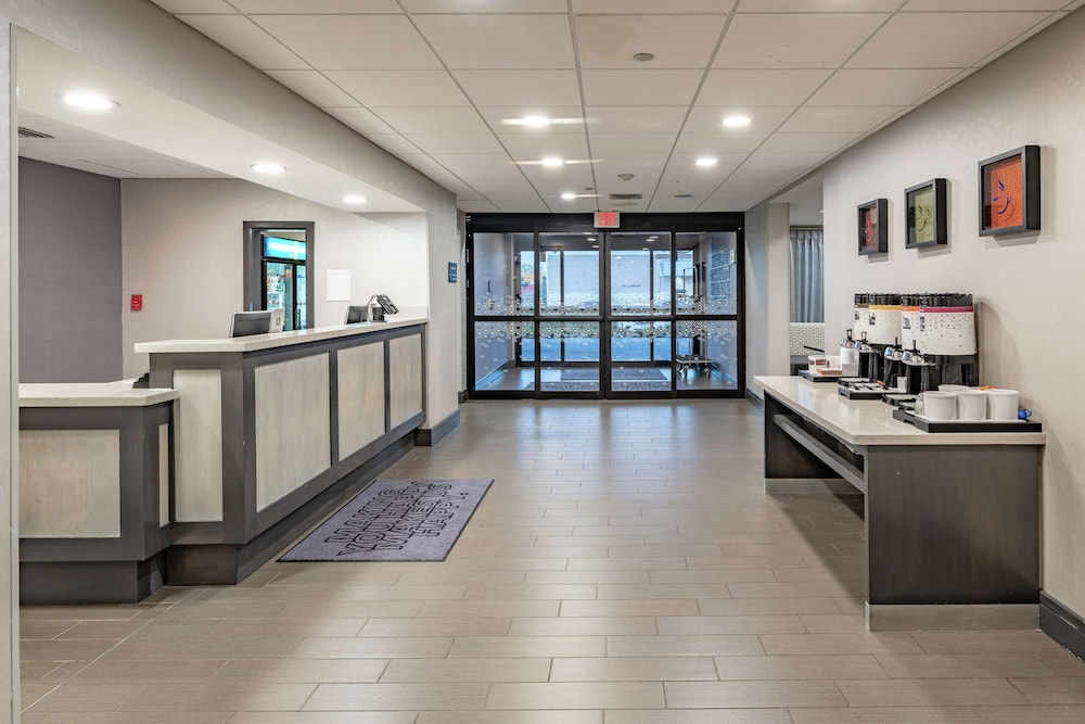 Hampton Inn Waco 9/42