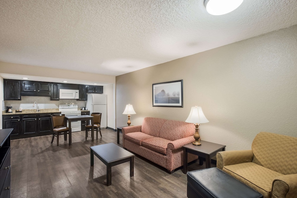 Econo Lodge Vidalia, GA 32/50