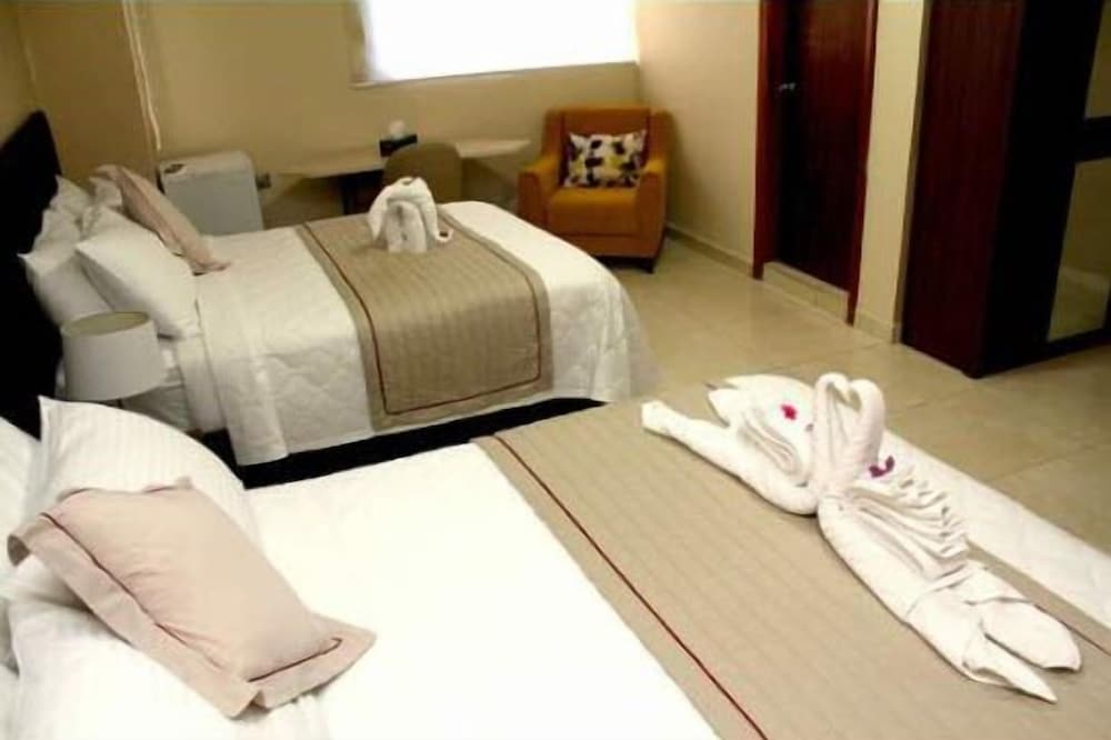Murex Plaza Hotel and Suites 14/33