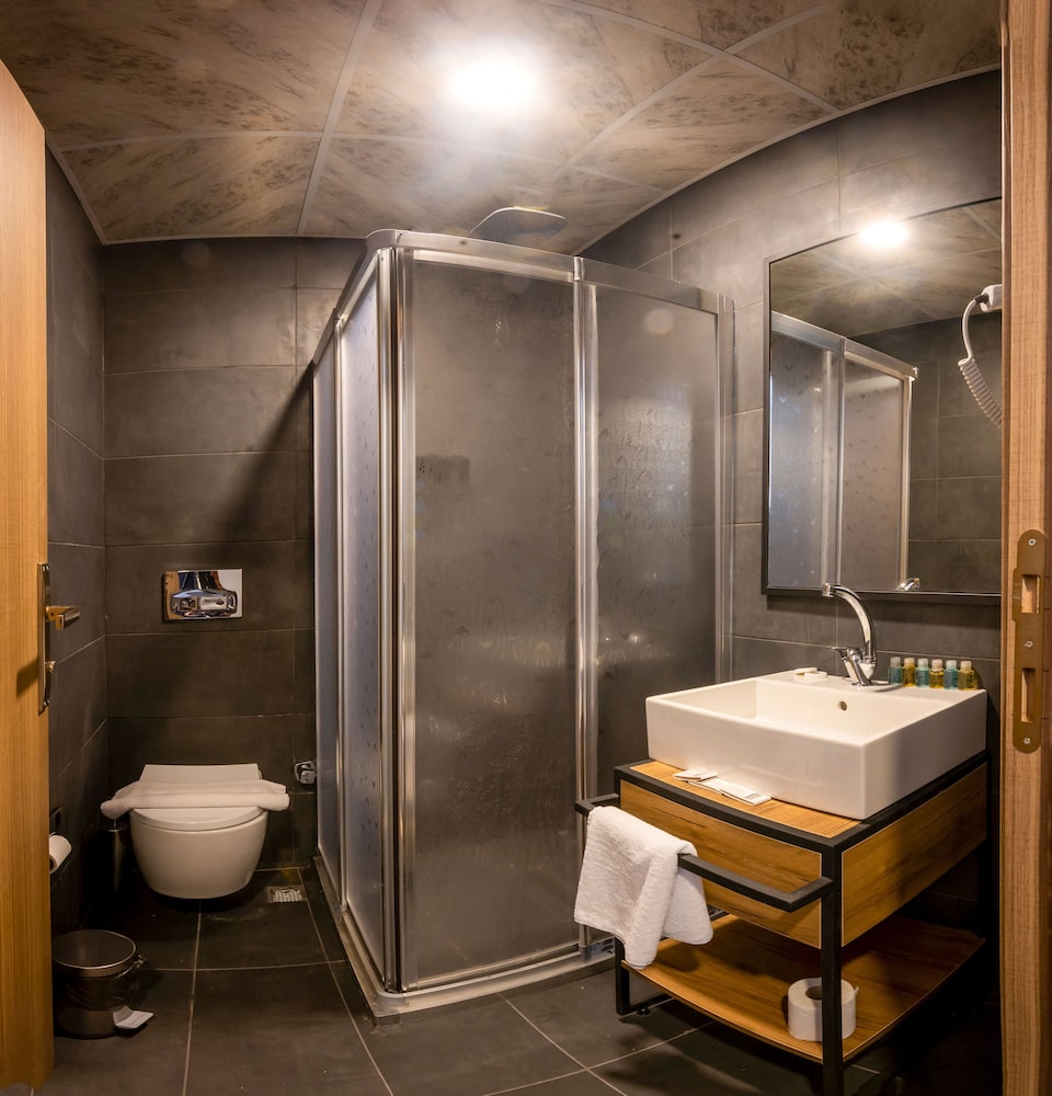 Corlu Dem Hotel 45/50