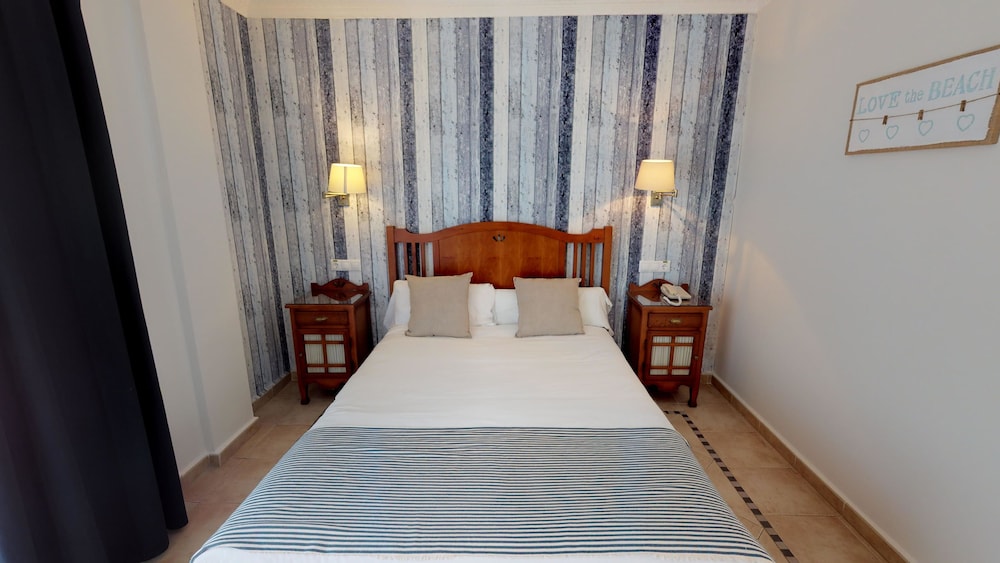 HOTEL CON ENCANTO PALAU VERD 3***SUP 19/39