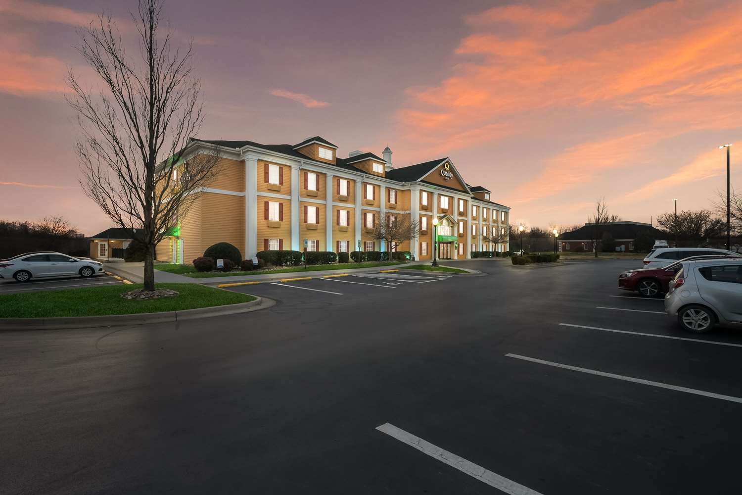 Quality Inn Alcoa Knoxville 10/13