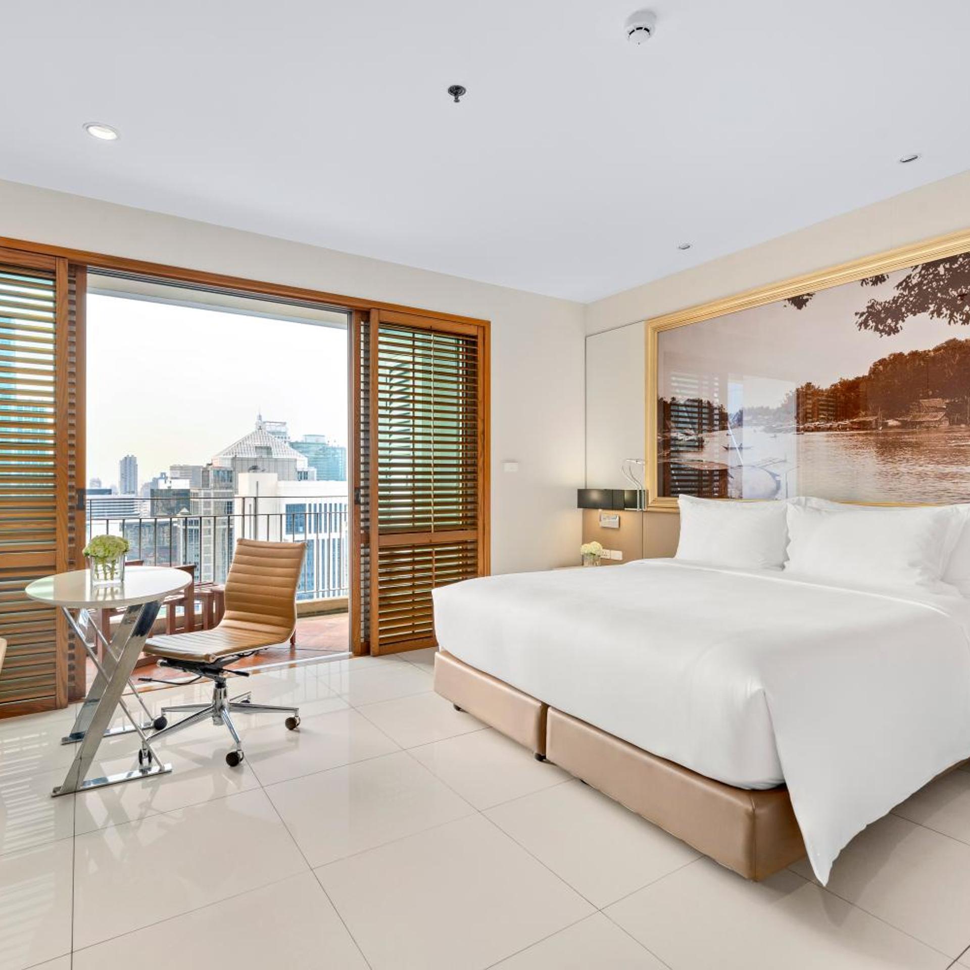 غرفة سوبيريور بسرير كينج بشرفة، Grande Centre Point Ploenchit Bangkok 2/10