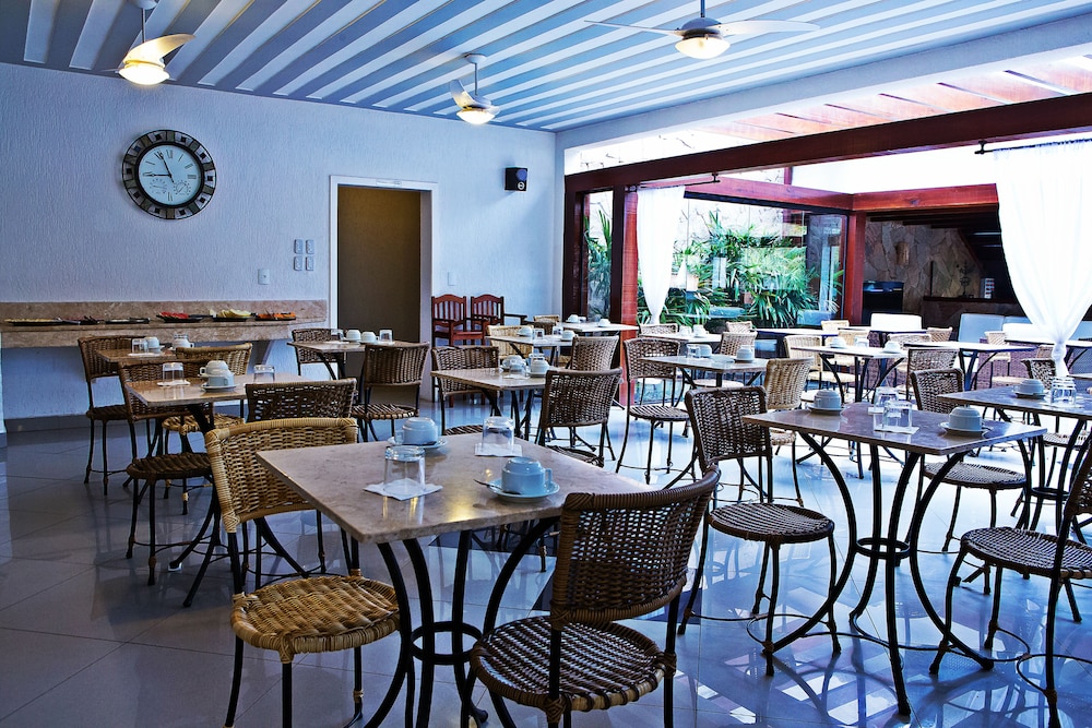 Pousada Marbella 35/50