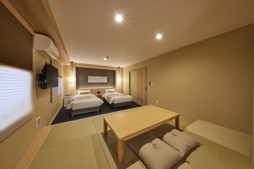 Rinn Shirakawa South 32/50