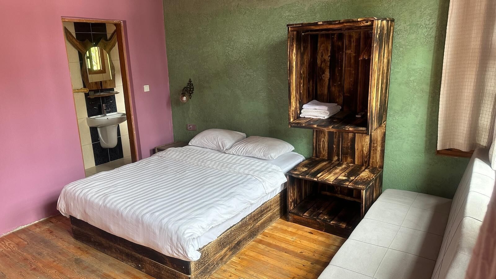 1 BEDROOM, DELUXE, TRIPLE, GARDEN VIEW