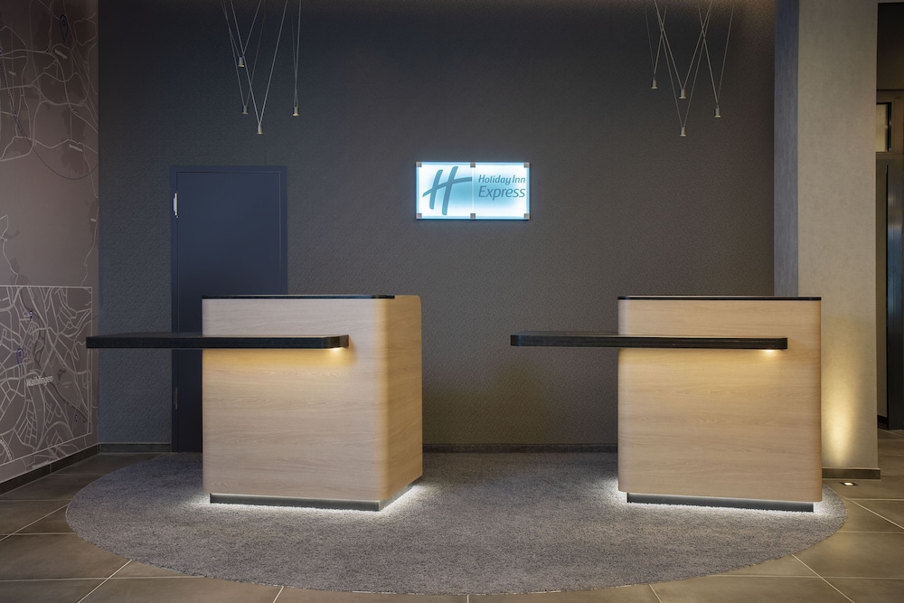 HOLIDAY INN EXPRESS STUTTGART - WAIBLINGEN 6/69