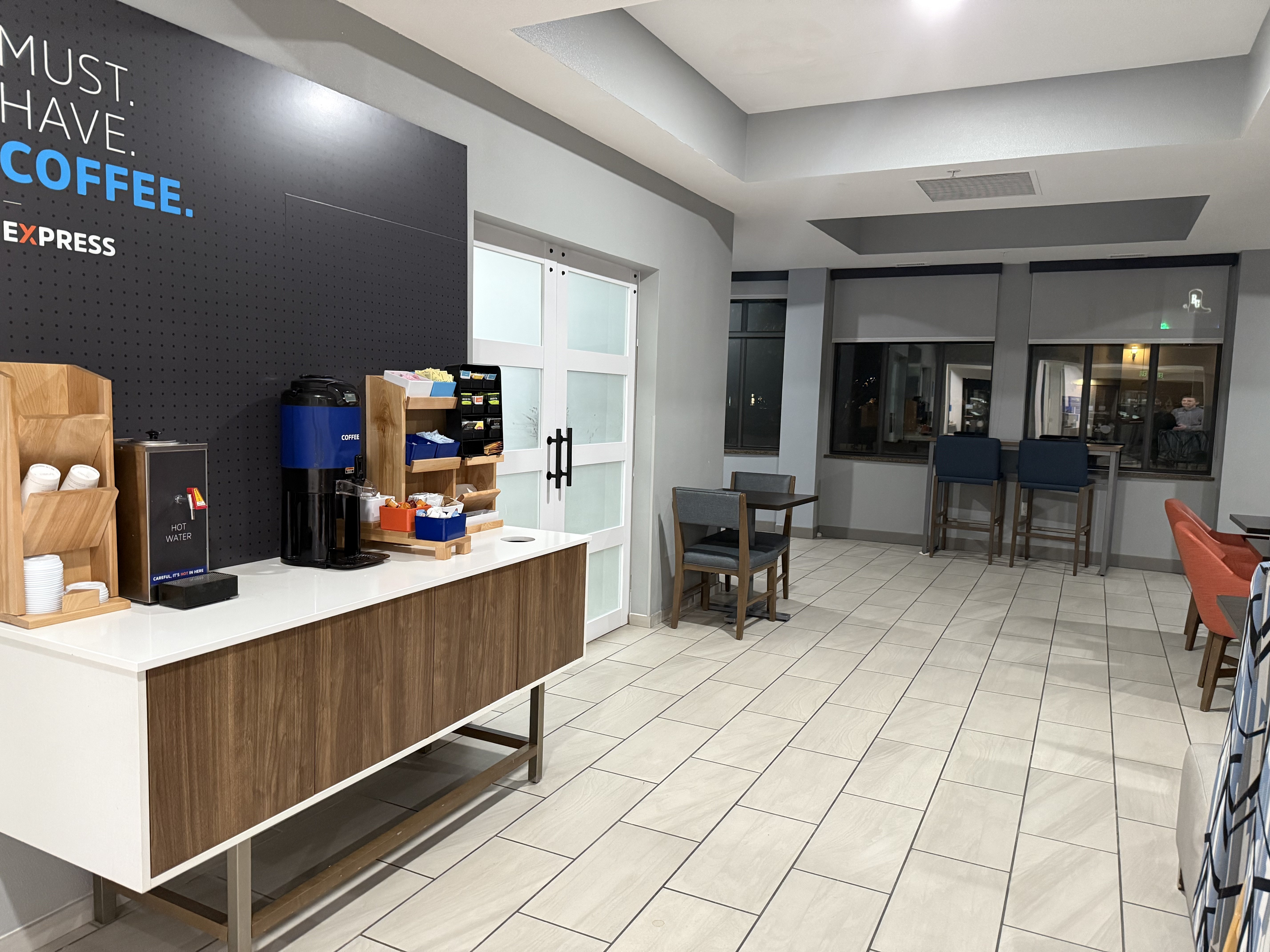 Holiday Inn Express Hotel Suites Loveland 40/56