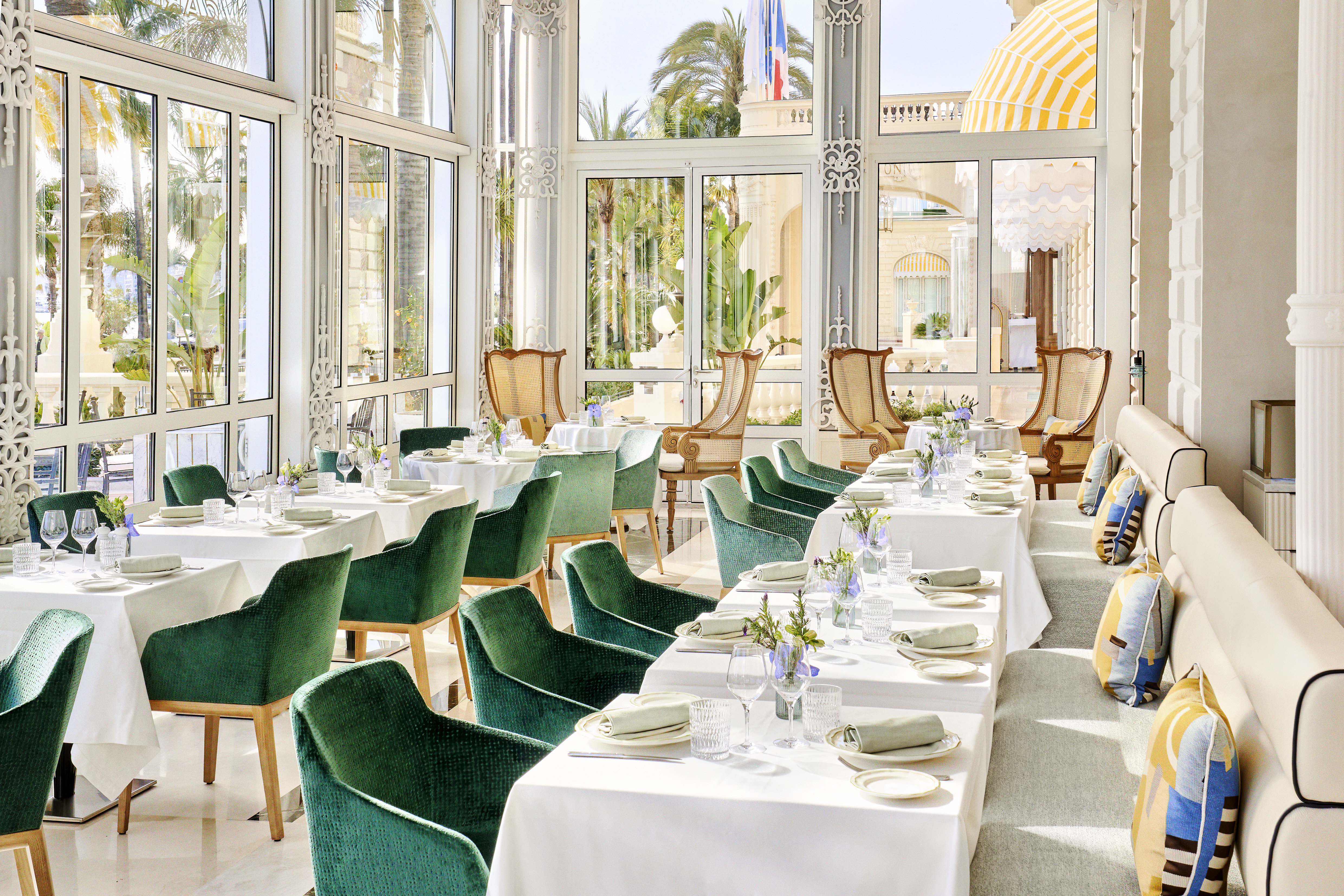 Carlton Cannes, a Regent Hotel 38/50