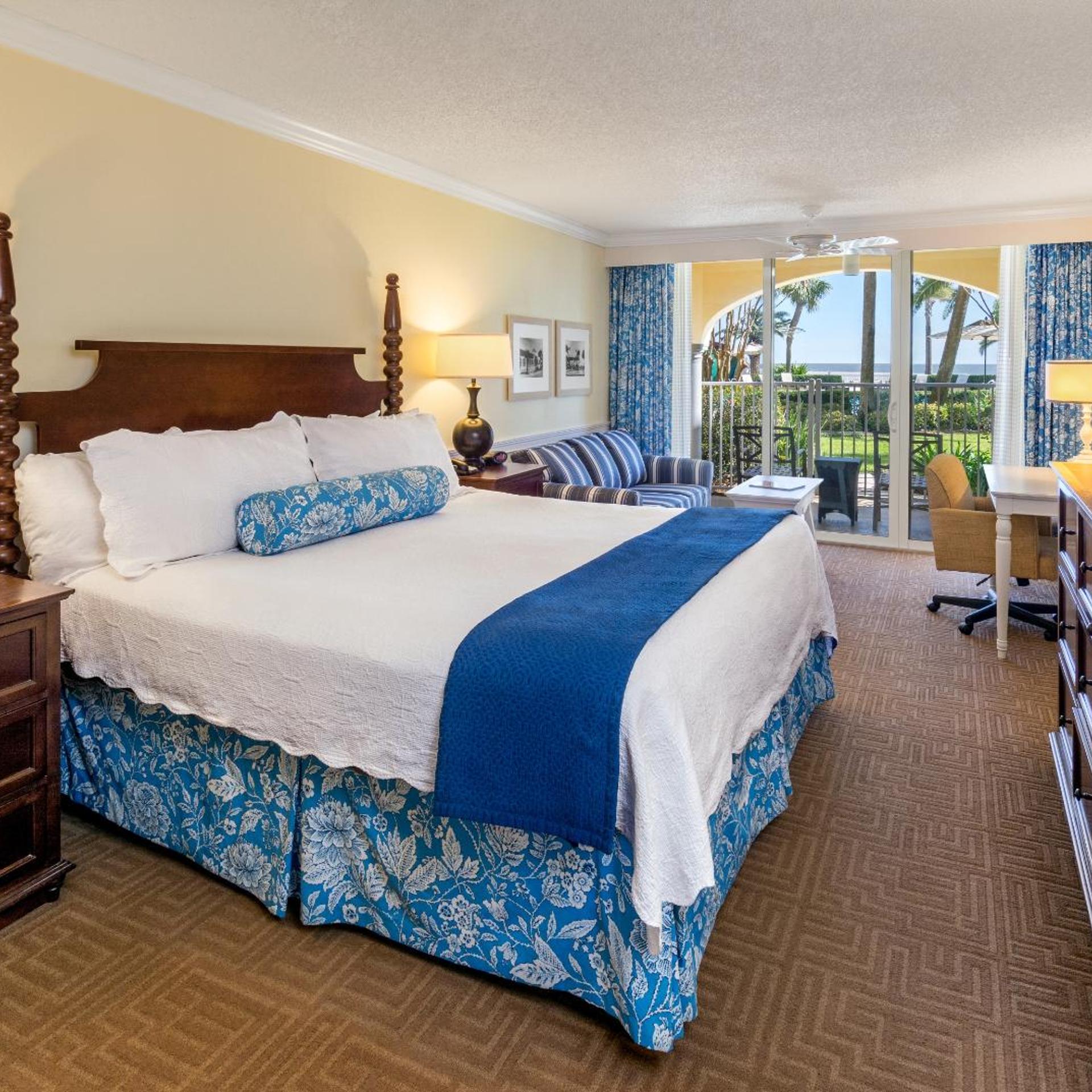 Room, King Bed, Ocean Front