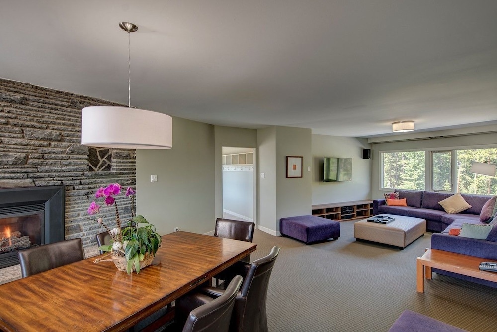 Juniper Hotel 46/70