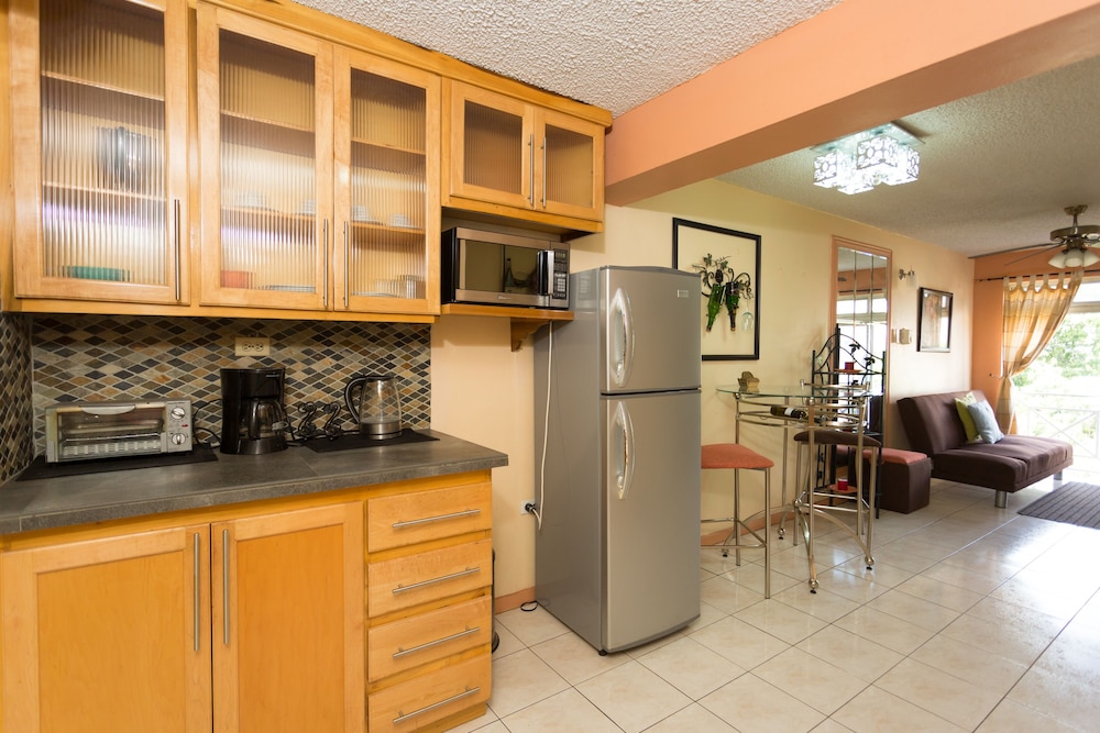 New Kingston C.A. Guest Apartments I 5/18