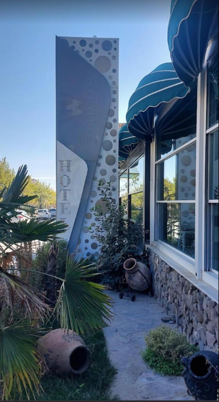 White Line Boutique Hotel 21/27