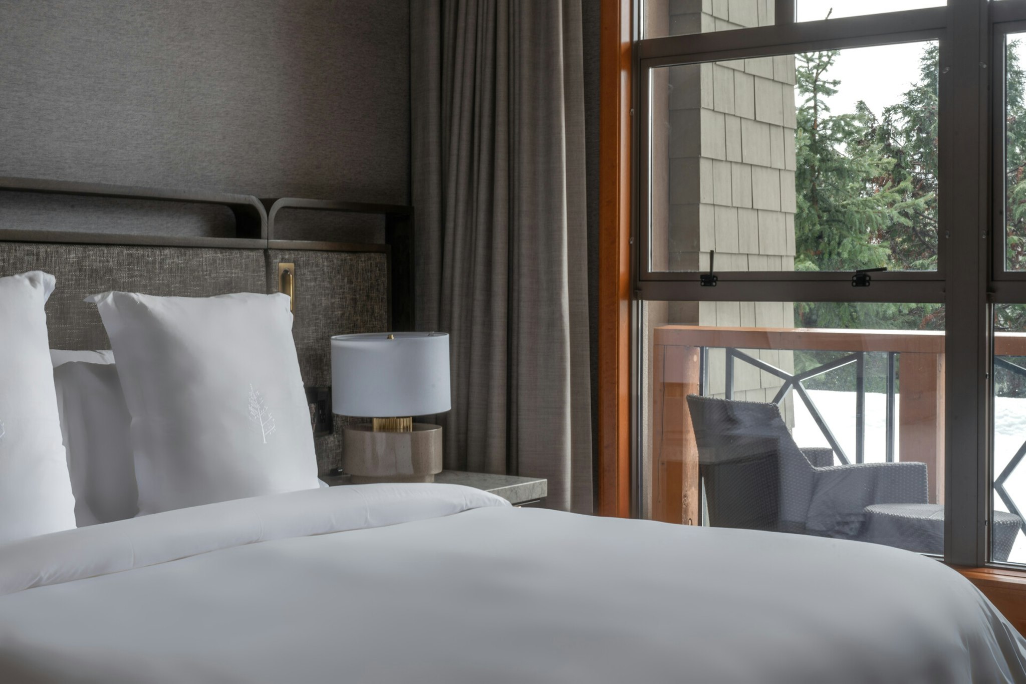 Four Seasons Resort Whistler 27/100