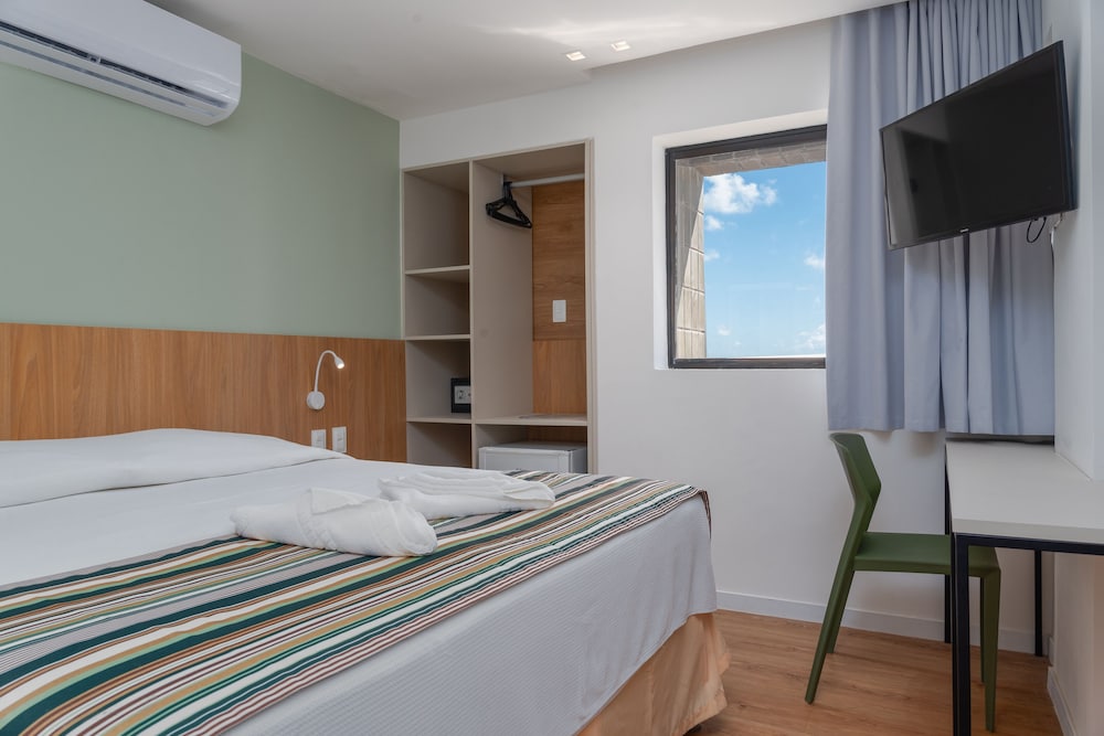 PREMIUM, TWIN BEDS