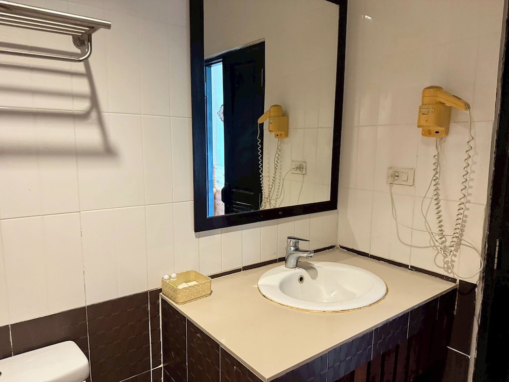 غرفة قياسية بسرير كينج، Maekhong Delta Boutique Hotel 7/8
